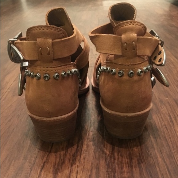 Size 10 Dolce vita western spur booties - Picture 2 of 8